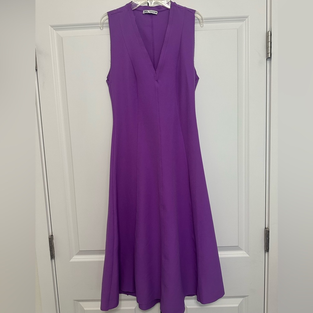 Zara Purple Sleeveless V-neck Midi Dress